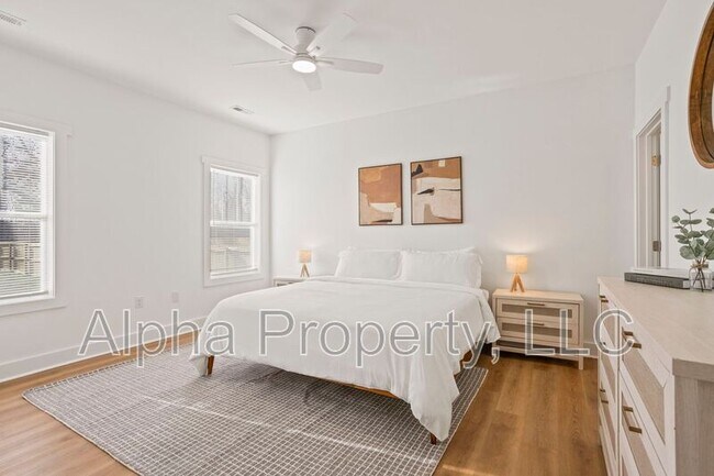 Building Photo - 11 Shubuta Ct