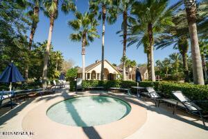 Building Photo - 7800 Point Meadows Dr