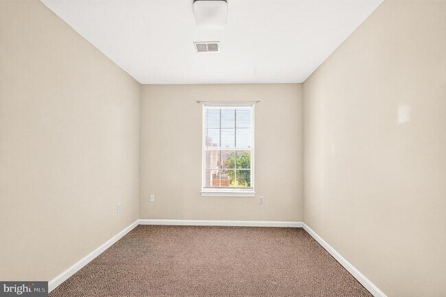 Building Photo - 12351 Penzance Ln