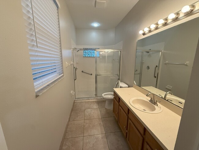 Building Photo - 9801 Kona Isle Ct