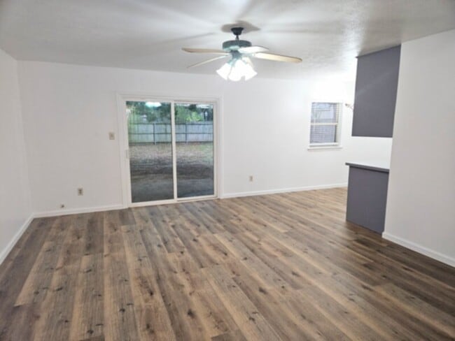 Building Photo - Cute 3 Bedroom in Euless