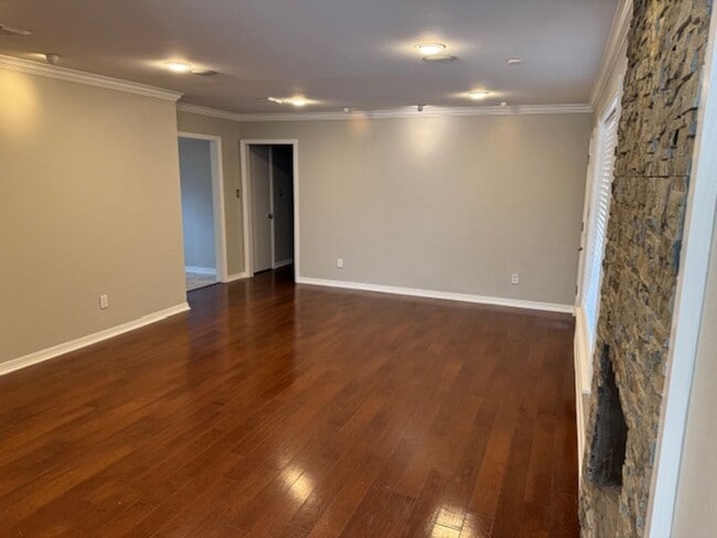 Building Photo - 8623 W Wilderness Way