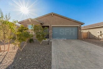 Building Photo - 35394 N Perennial St