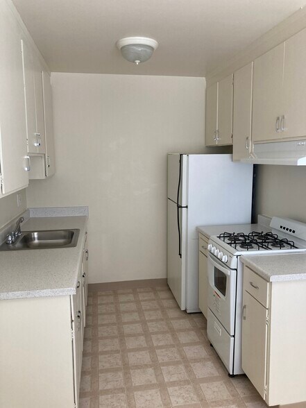 Building Photo - 1514 Lincoln Blvd