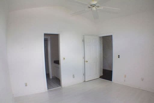 Building Photo - ECHO POND VILLAS AT ECHO FARMS