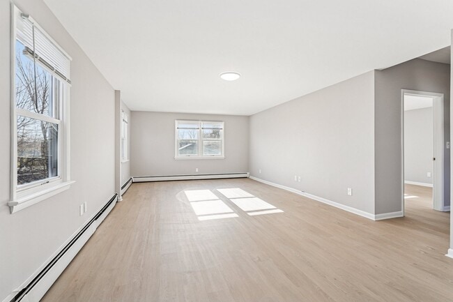 Building Photo - 145 Mt Pleasant Ave