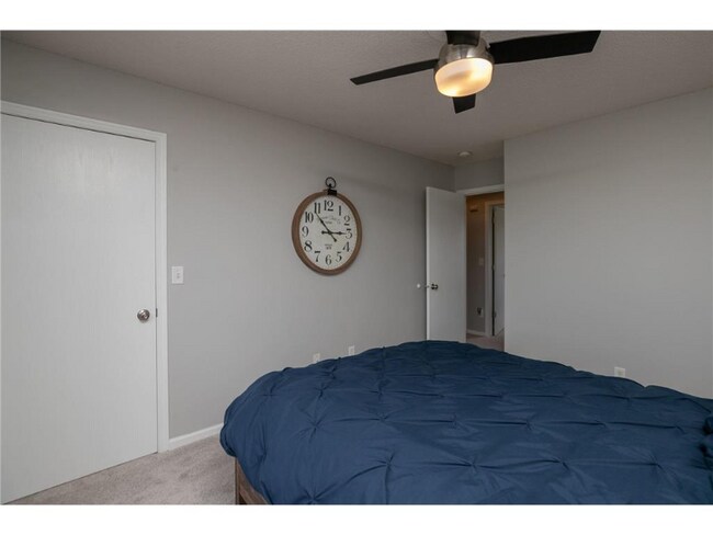 Building Photo - 578 Pointe Ct SW