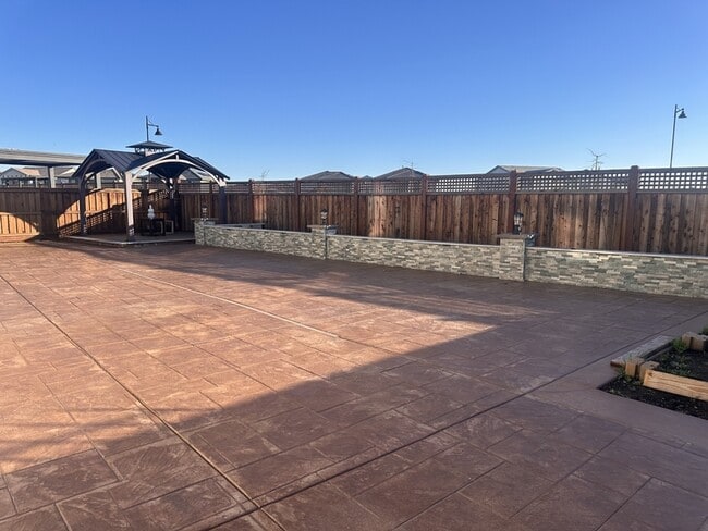 Building Photo - 16172 Abernathy Ct