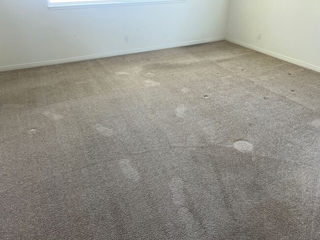 Building Photo - North Oxnard Single Family Home