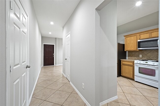 Building Photo - 17215 Kobuk Valley Cir