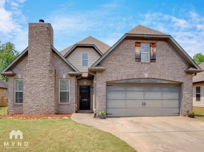 Building Photo - 15839 Coldwater Dr