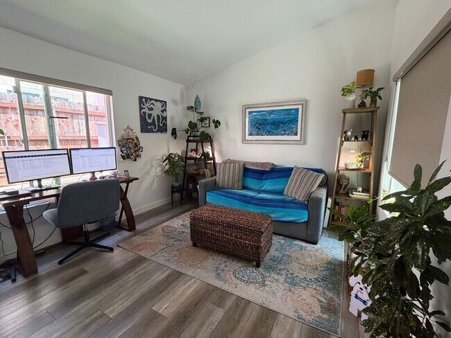 Building Photo - 3760 Via Cabrillo