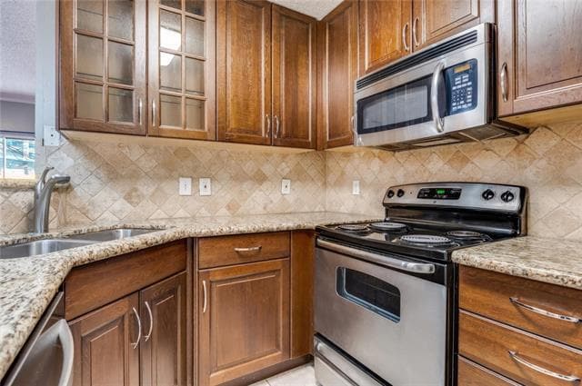 Building Photo - 2201 Wolf St