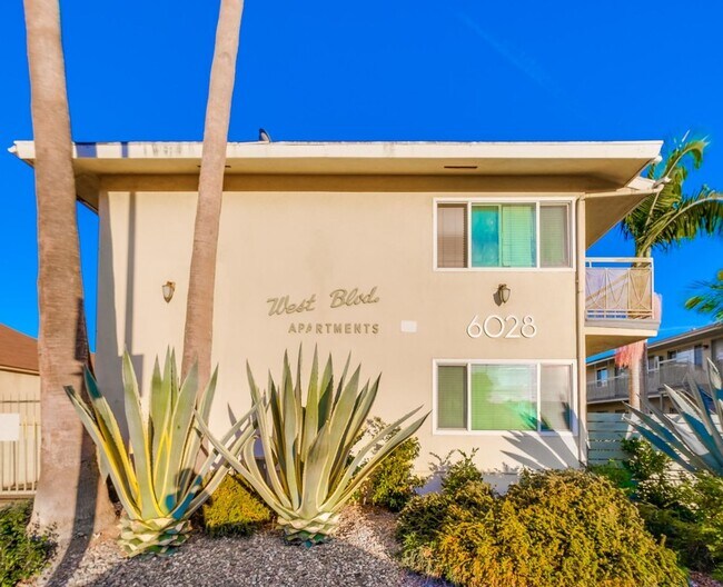 Building Photo - 6028 West Blvd