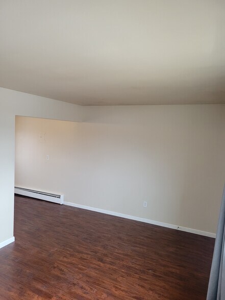 Building Photo - 7515 Stuart St