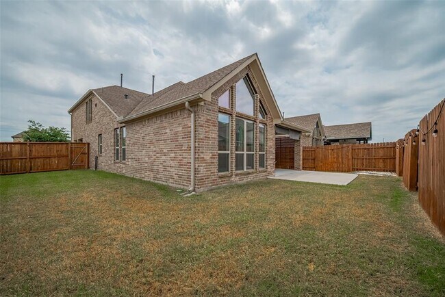 Building Photo - 23202 Penstemon Trail