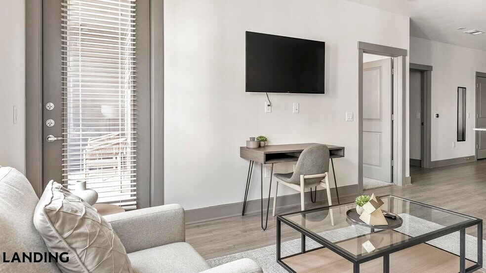 Building Photo - 2650 S McDonald St