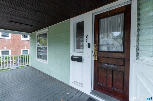 Building Photo - 271 Brown St