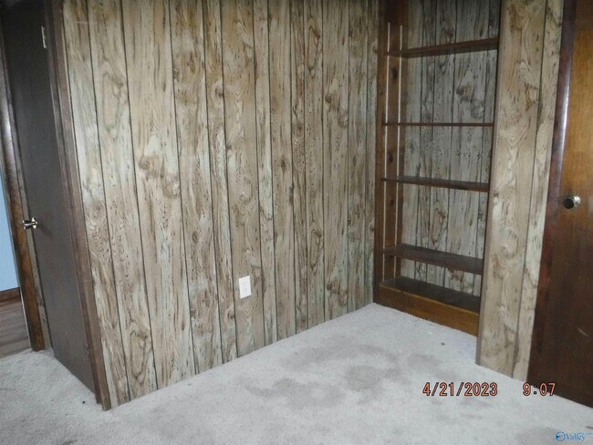 Building Photo - 172 Blair Rd