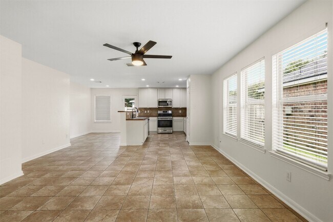 Building Photo - 7719 Serene Wood Ln