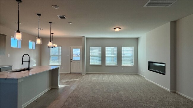 Building Photo - 3418 Lago Norence Dr