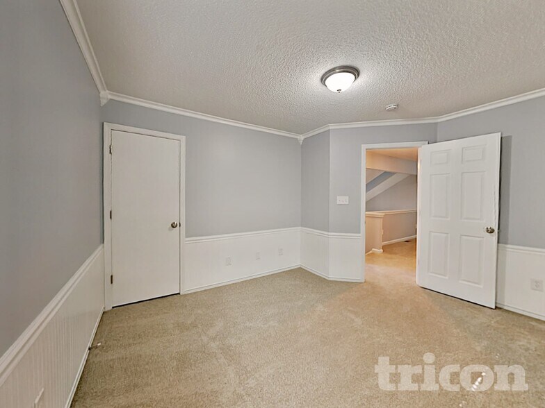 Building Photo - 7428 Autumn Trail