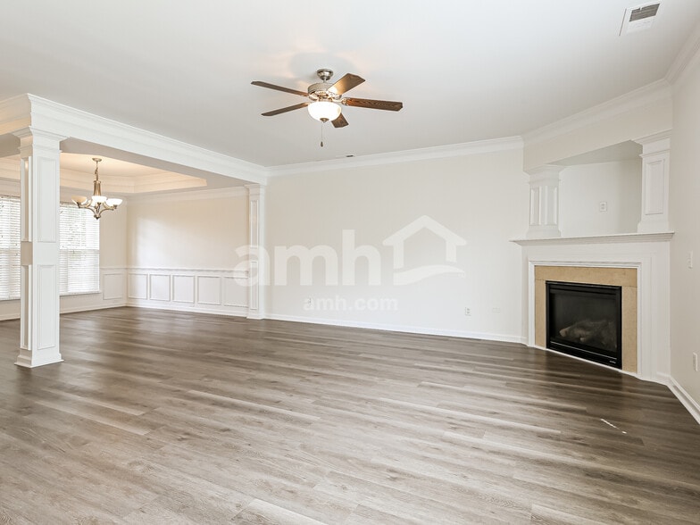 Building Photo - 104 Portland Falls Dr