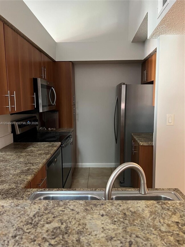 Building Photo - 1365 Crystal Way
