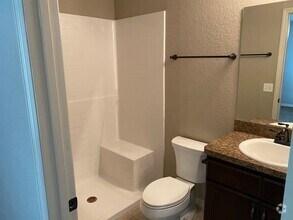 Building Photo - Impeccable Rental