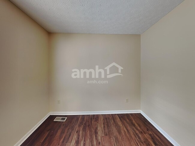 Building Photo - 392 Old Ivory Ct