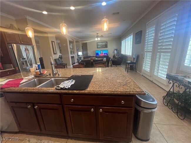 Building Photo - 6625 N Arbor Bluff Ct