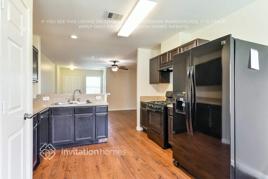 Building Photo - 18802 N Lyford Dr