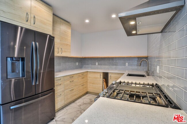 Building Photo - 4547 Don Milagro Dr