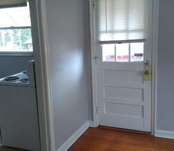 Building Photo - 3616 Allview Cir