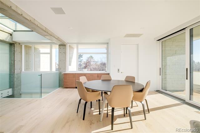 Building Photo - 121 S Dexter St