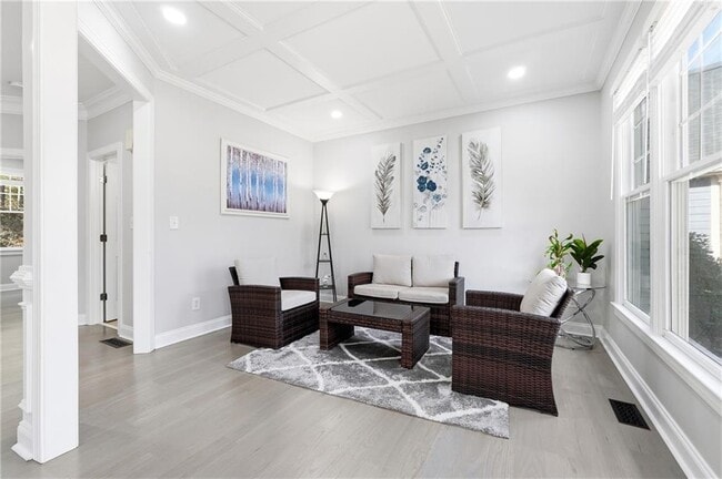 Building Photo - 3330 Spencer St