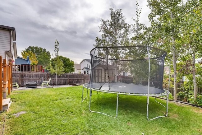 Building Photo - 5530 E 130th Dr