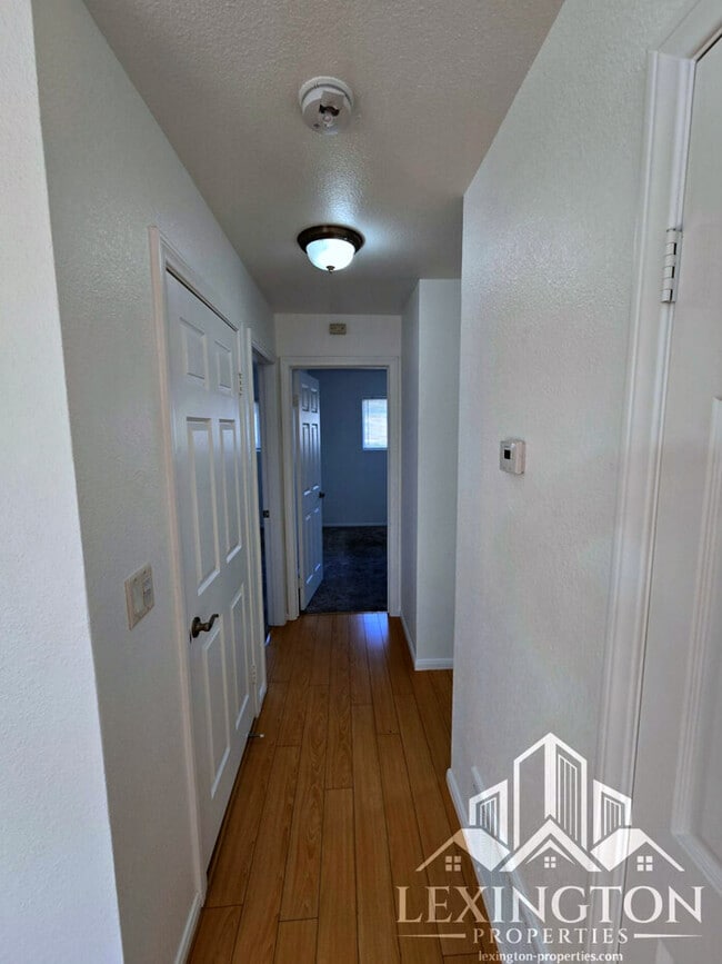 Building Photo - Fantastic, 2BD/1BA, Condo Home in The Villaggio near Madison Ave.!