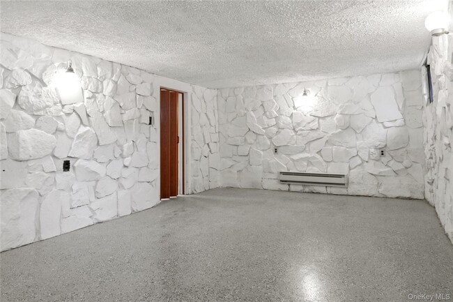 Building Photo - 378 Broadway