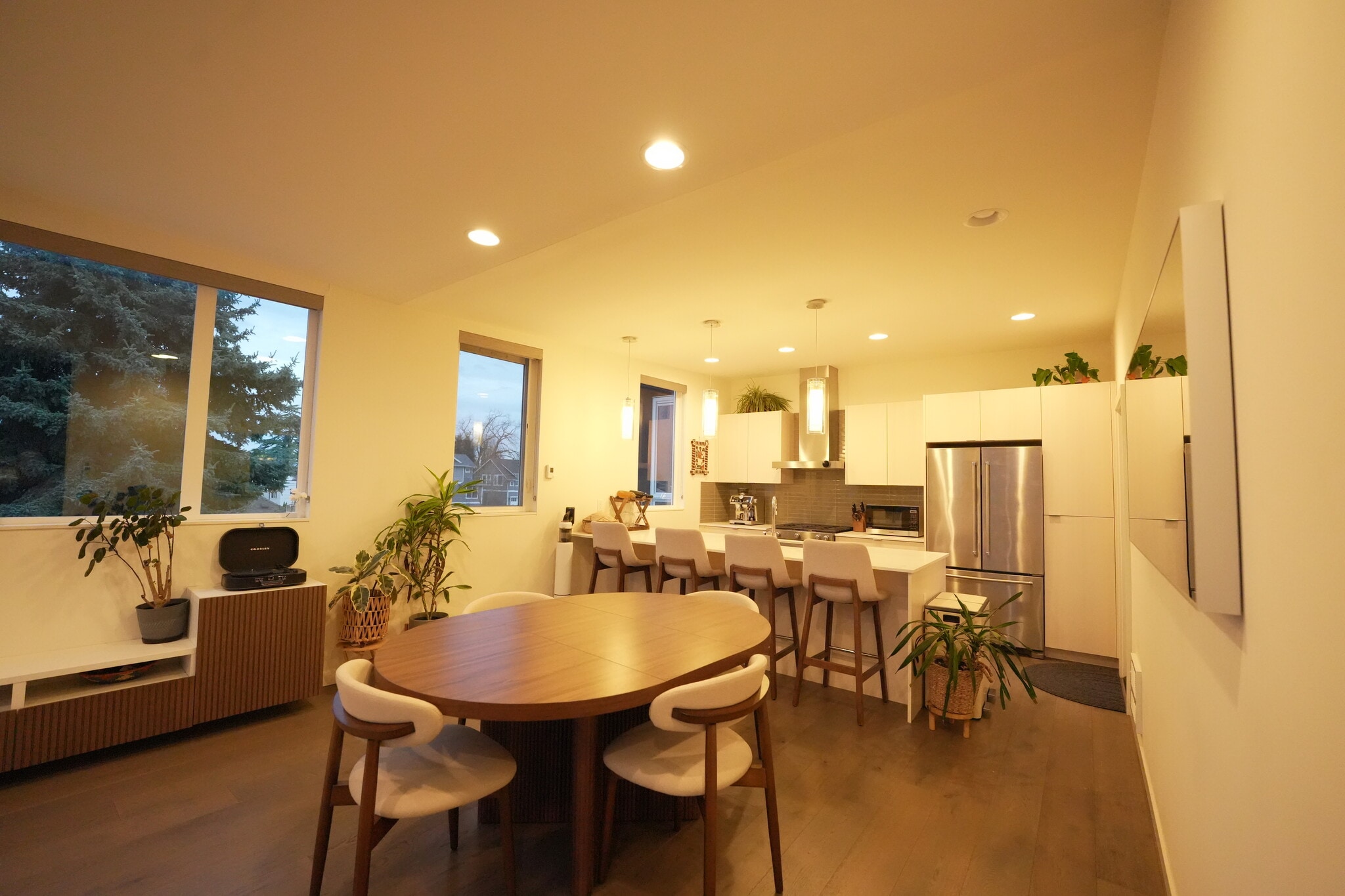 Building Photo - 2064 SW Charlestown St