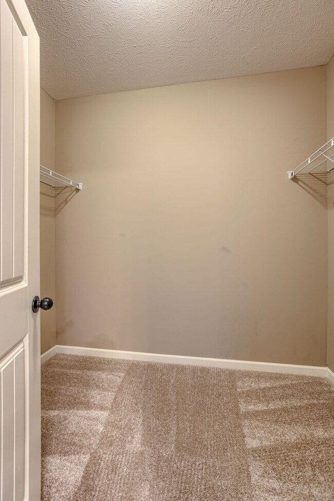 Building Photo - Spacious 4-Bedroom Near Lake Cunningham