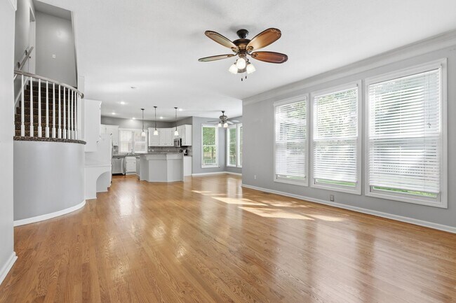 Building Photo - Luxury, Location & Lifestyle—All in One! Executive Home w/ Community Pool