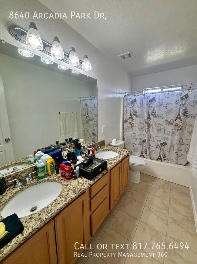 Building Photo - 8640 Arcadia Park Dr