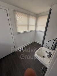 Building Photo - 622 Navarre St