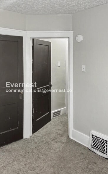 Building Photo - 1093 Georgia Ave