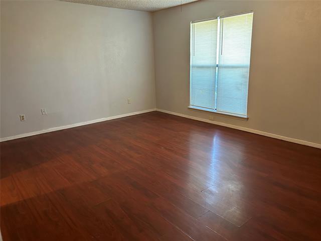 Building Photo - 2525 Crown Cir