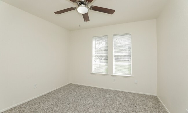 Building Photo - 17902 Autumn Trails Ln