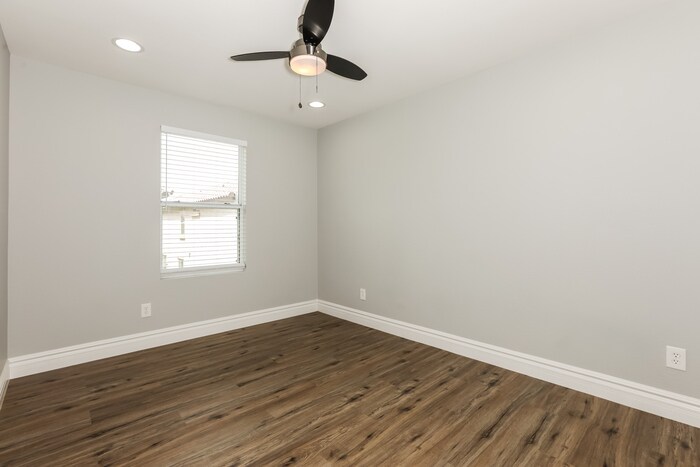 Building Photo - 1063 S Agnes Ln