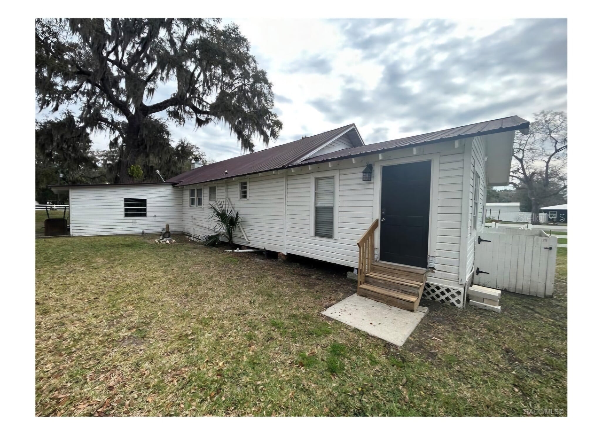 Building Photo - 10781 W Yulee Dr