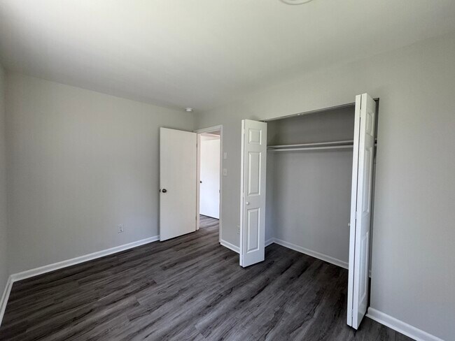 Building Photo - 78 Bonita Dr